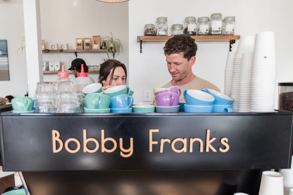 191718 bobby franks cafe