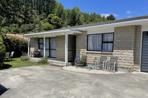 19-Parking-area-Large