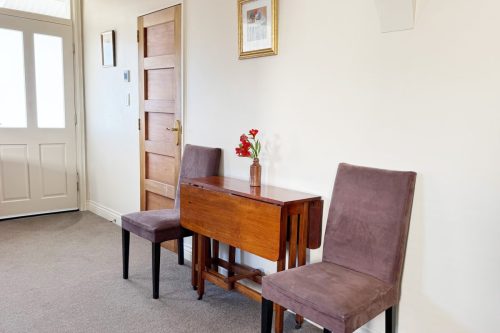 2-c-dining-towards-door